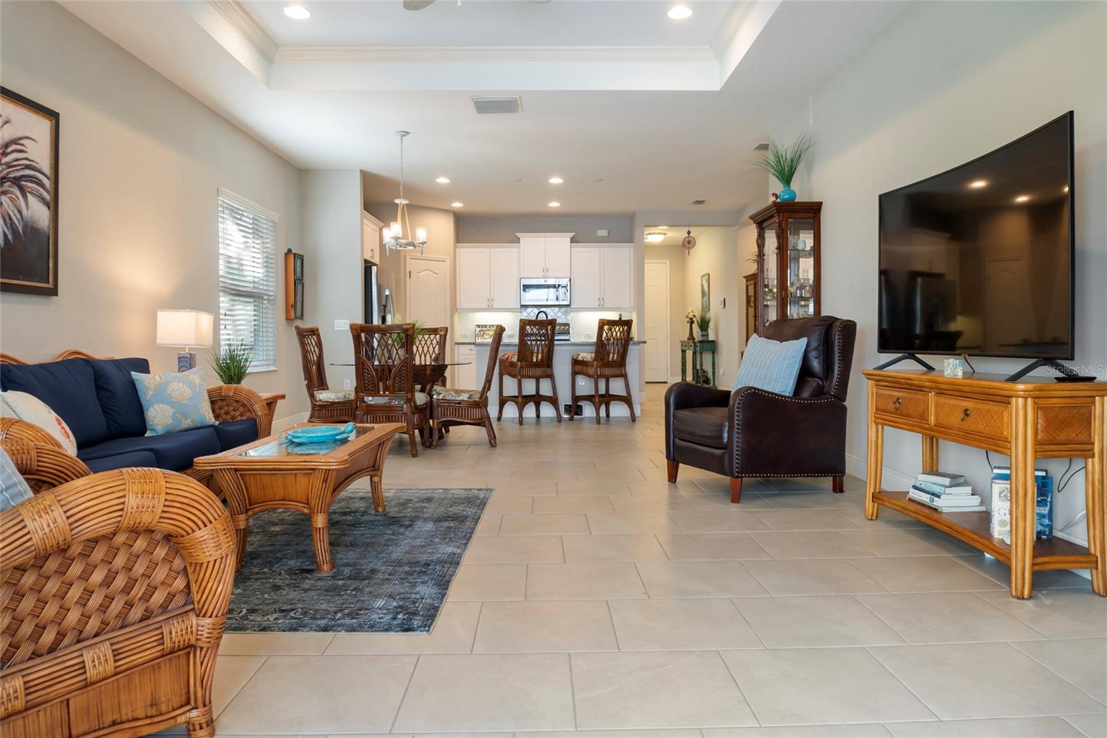 7739 RIDGELAKE CIR