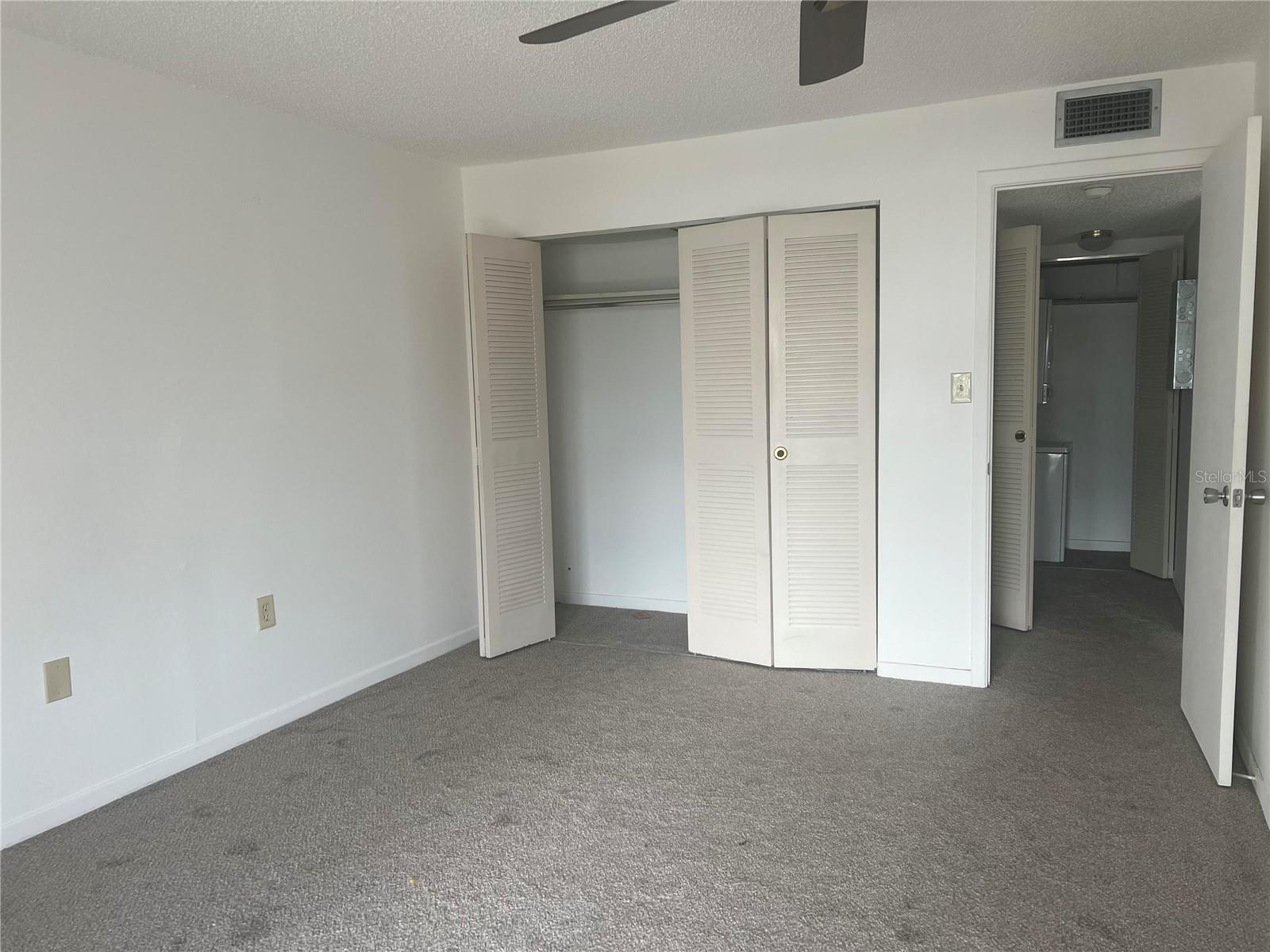 202 47TH AVENUE DR W #333