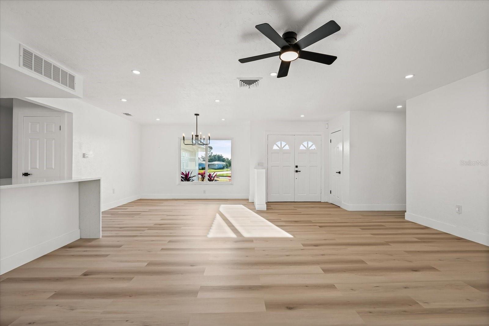 3535 VILLAGE GREEN DR