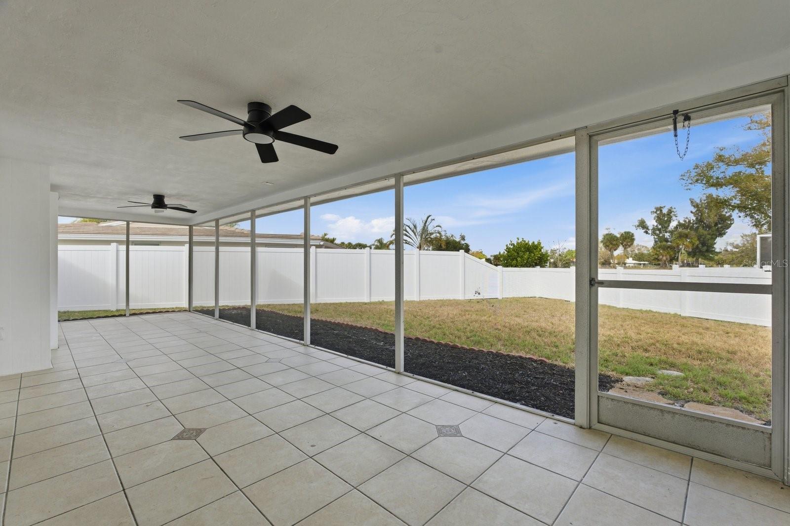 3535 VILLAGE GREEN DR