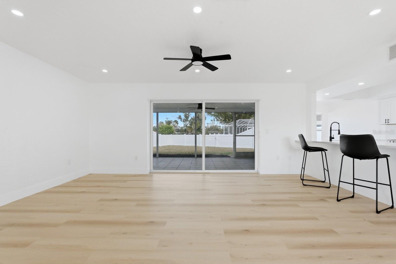 3535 VILLAGE GREEN DR