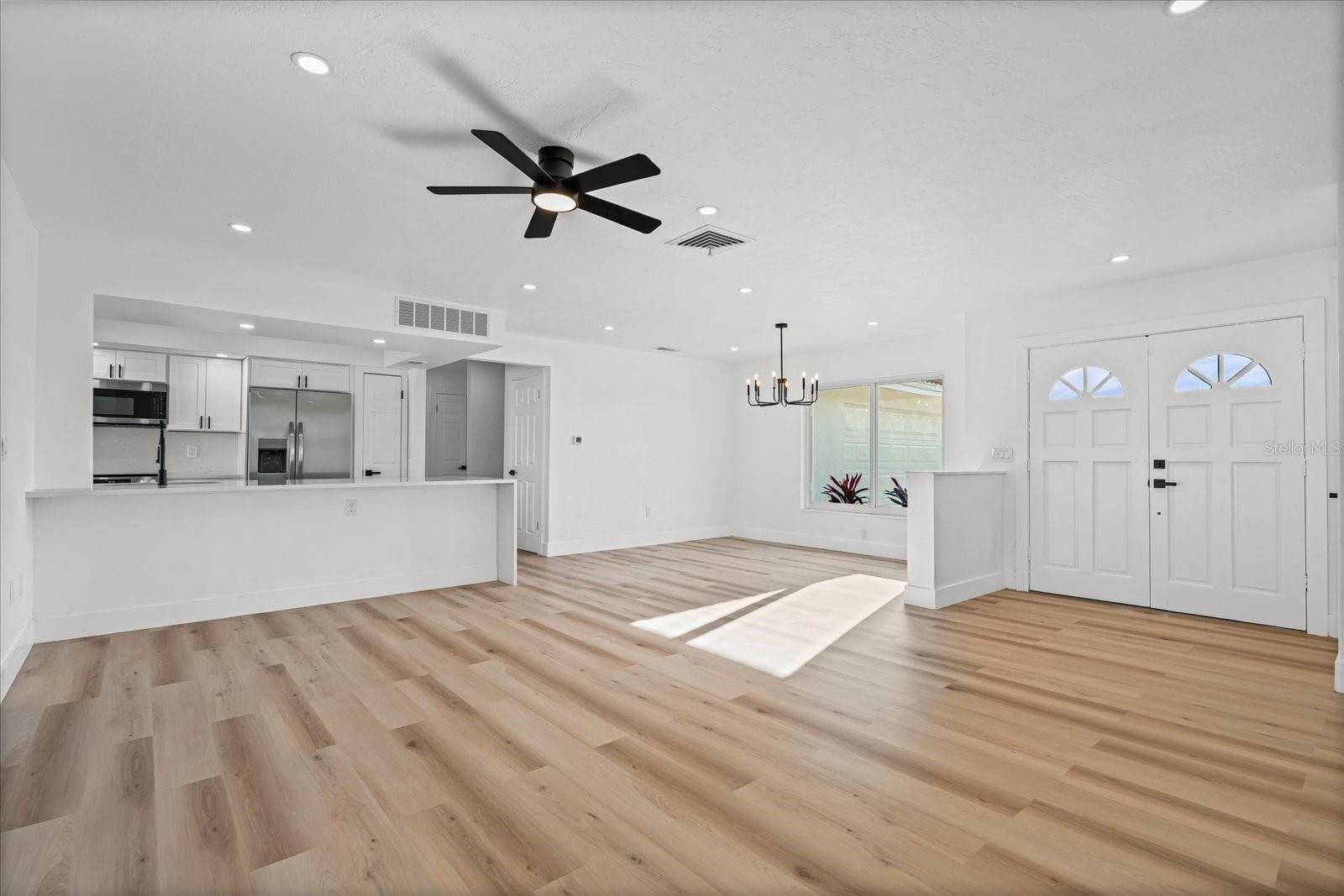 3535 VILLAGE GREEN DR