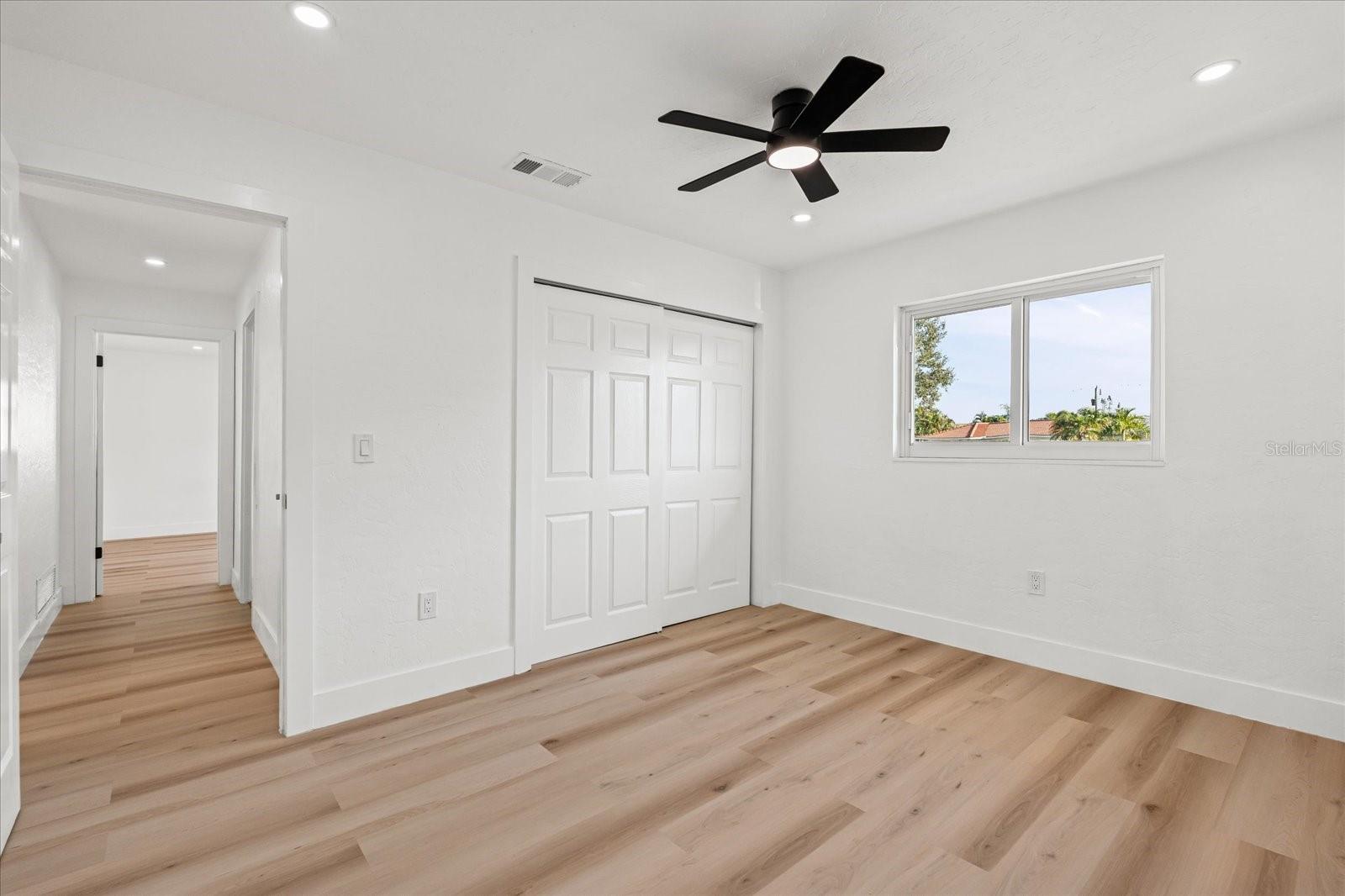 3535 VILLAGE GREEN DR