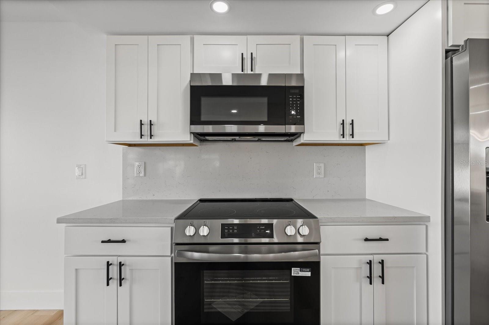 3535 VILLAGE GREEN DR