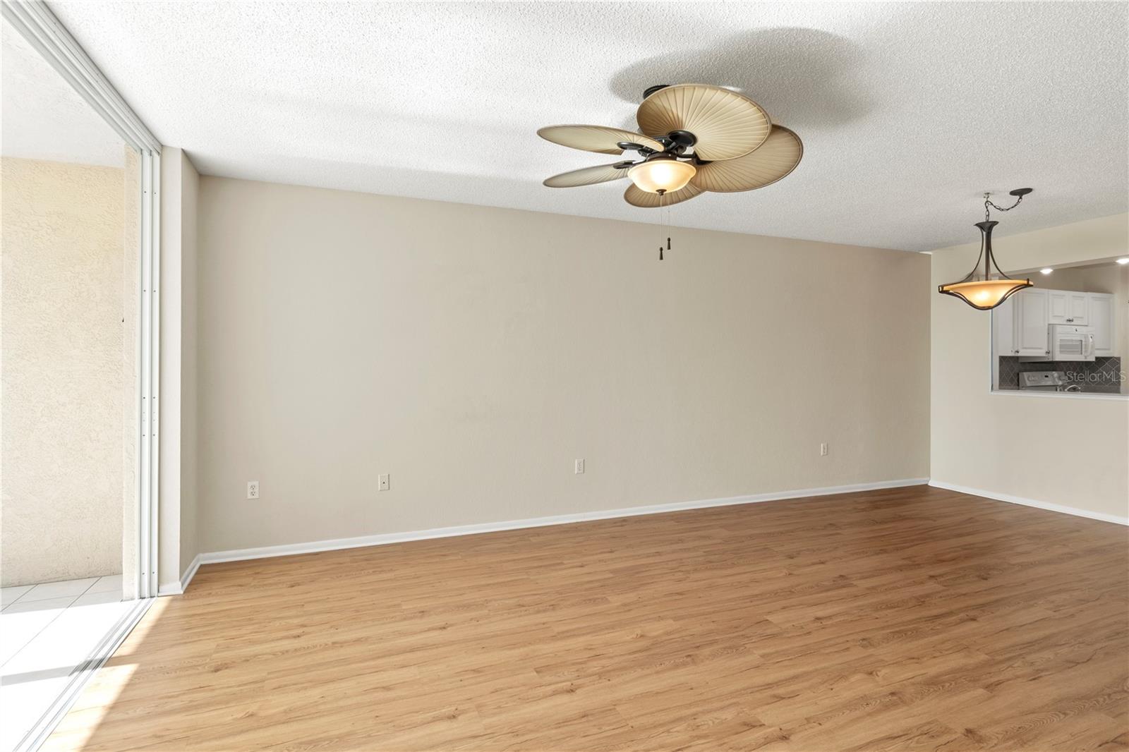 3740 PINEBROOK CIR #105