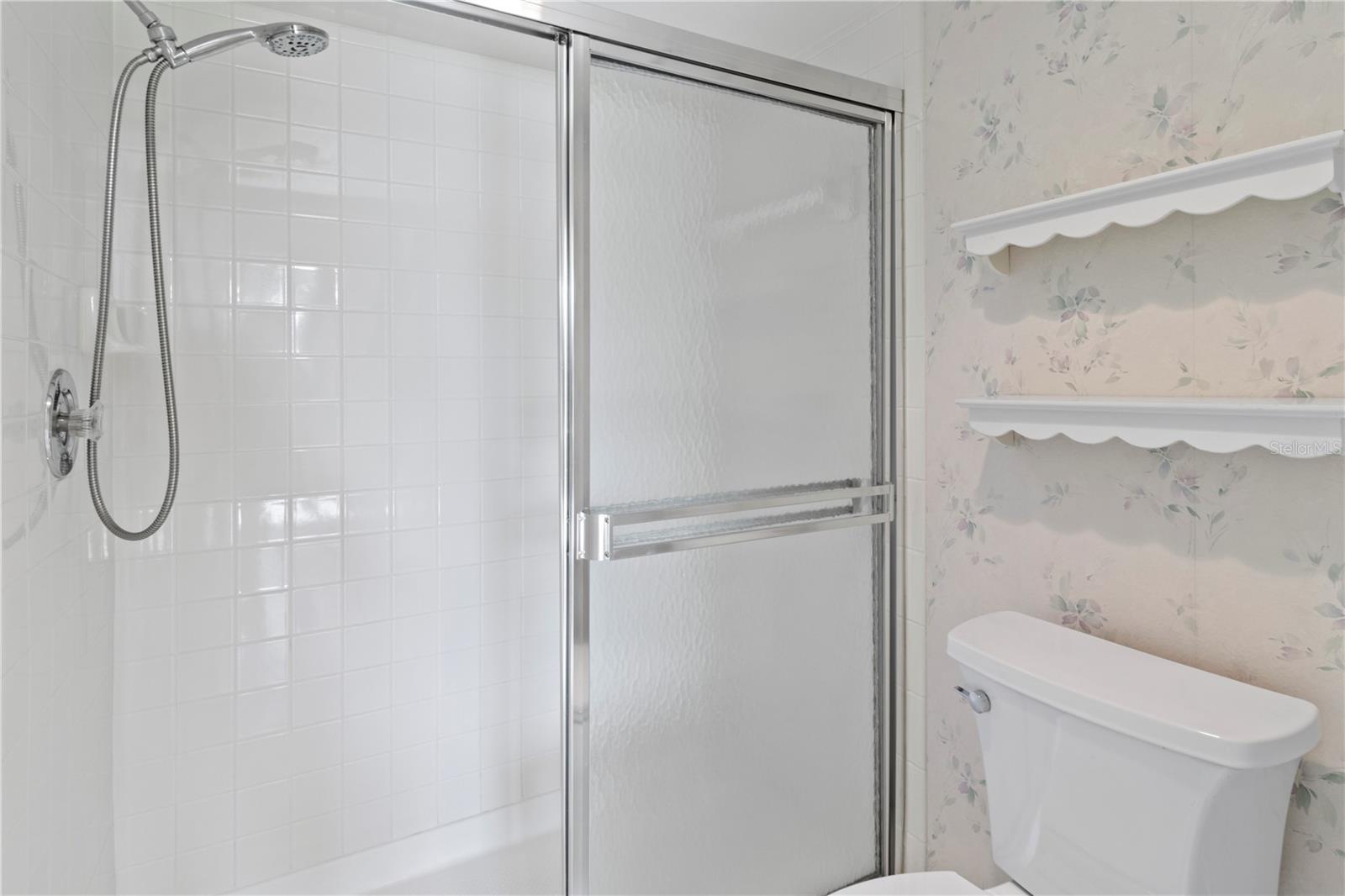 3740 PINEBROOK CIR #105