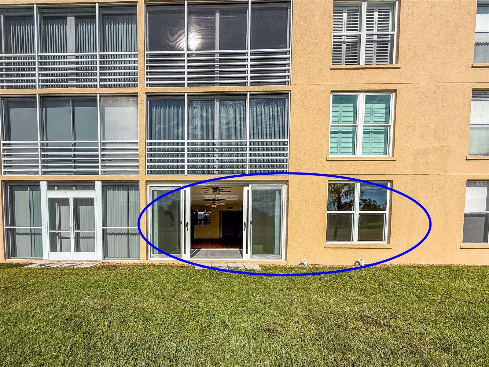 3740 PINEBROOK CIR #105