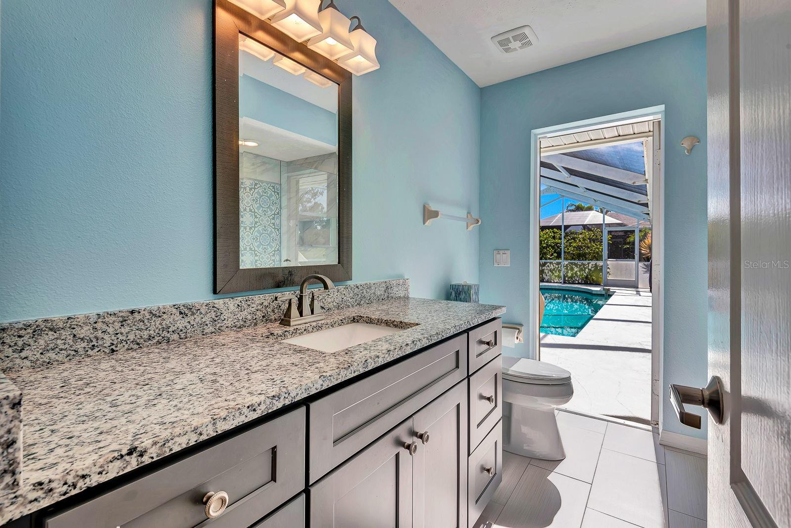 556 SILK OAK DR