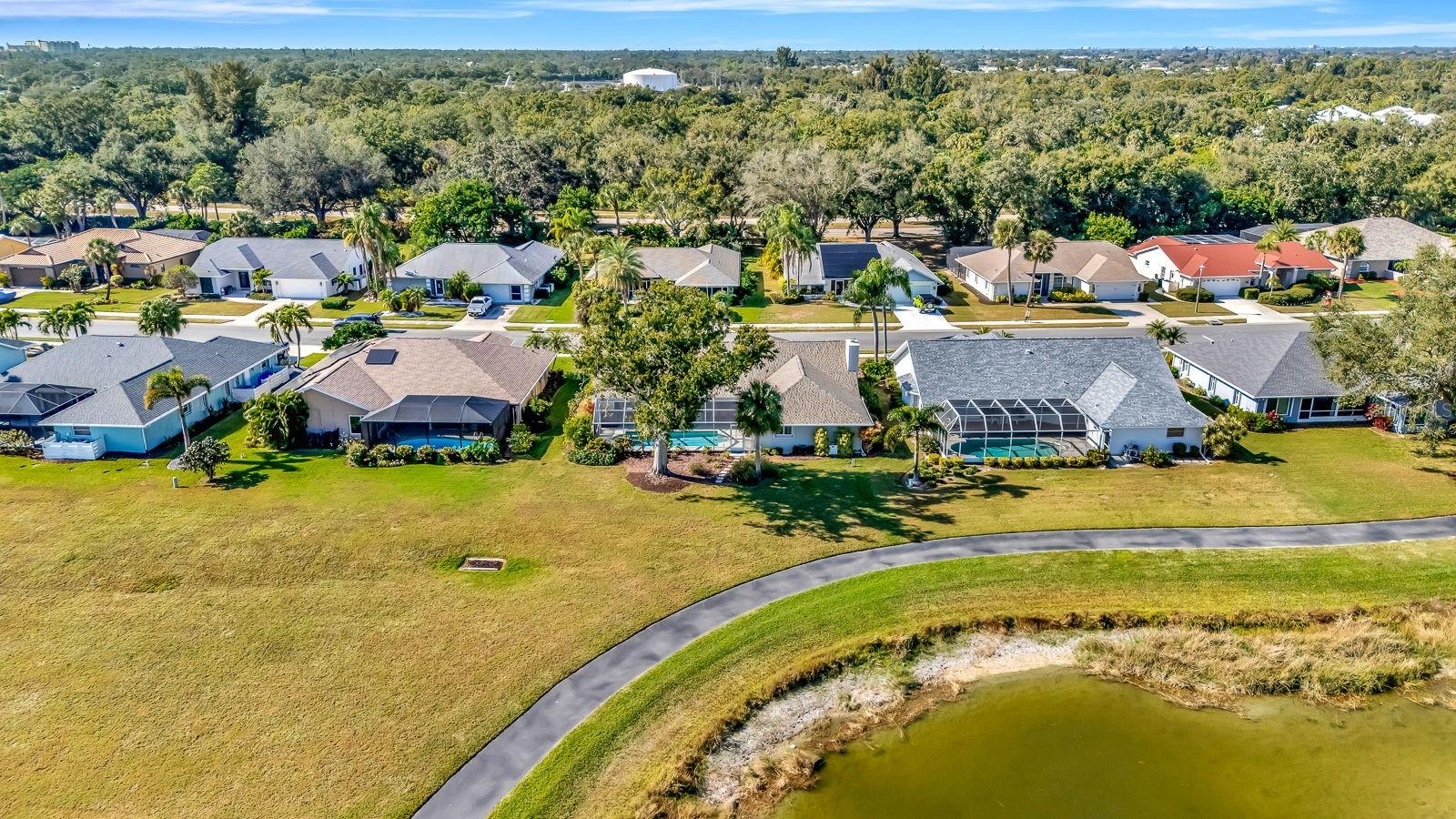 556 SILK OAK DR