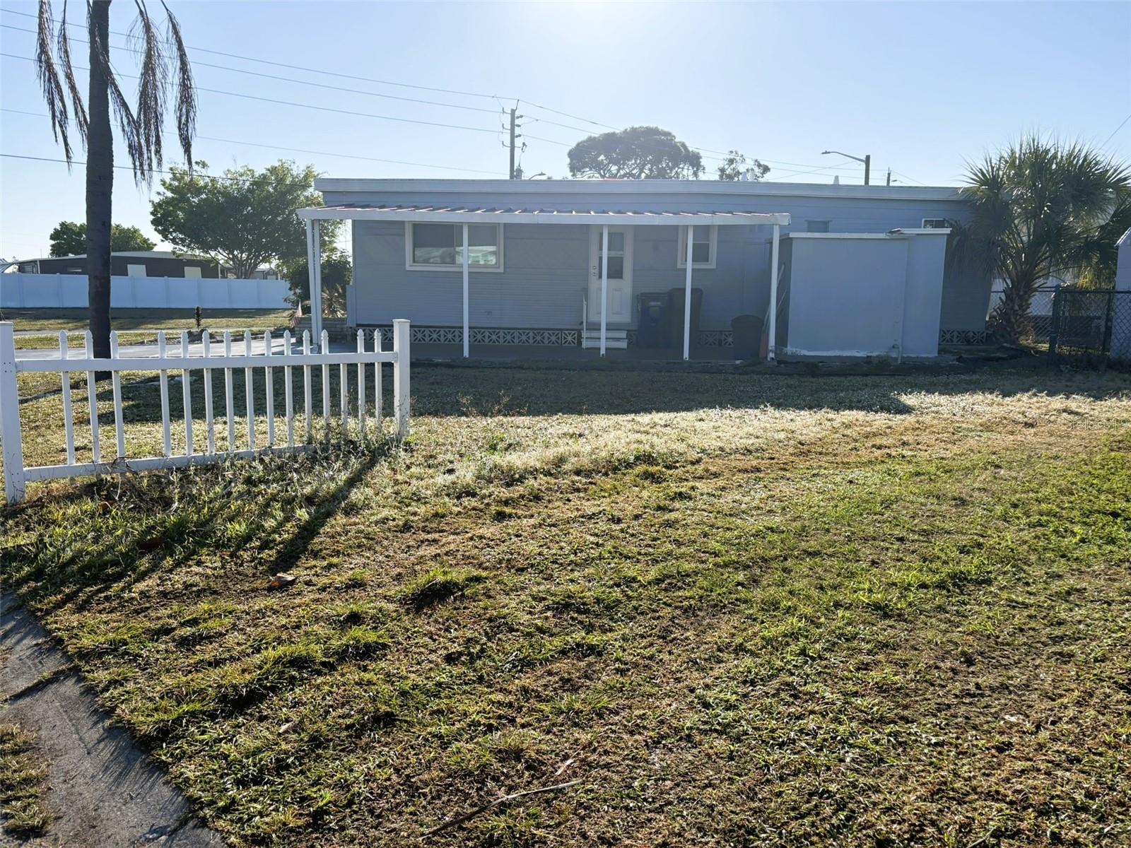 504 50TH AVENUE DR W AVE W