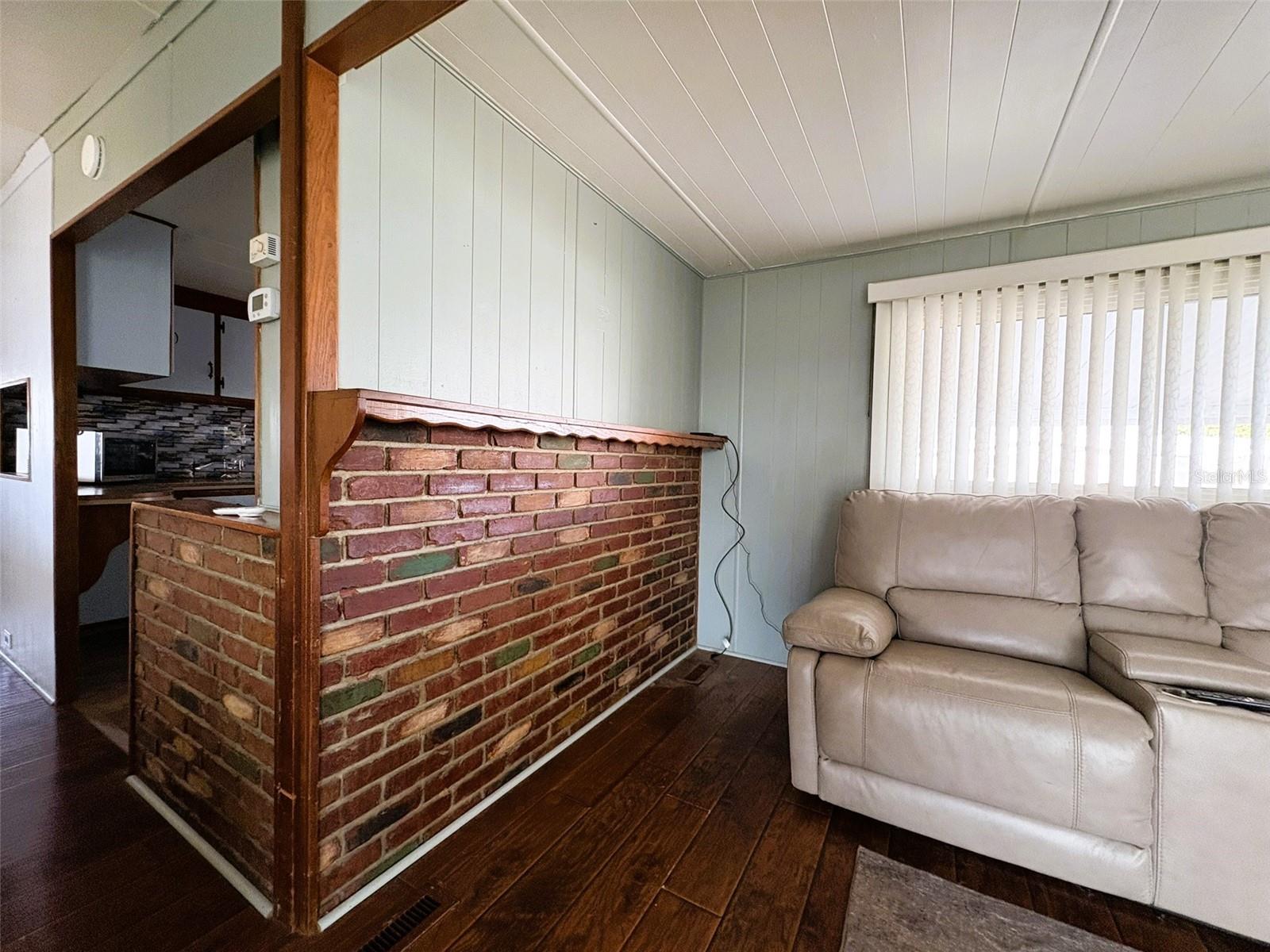 504 50TH AVENUE DR W AVE W