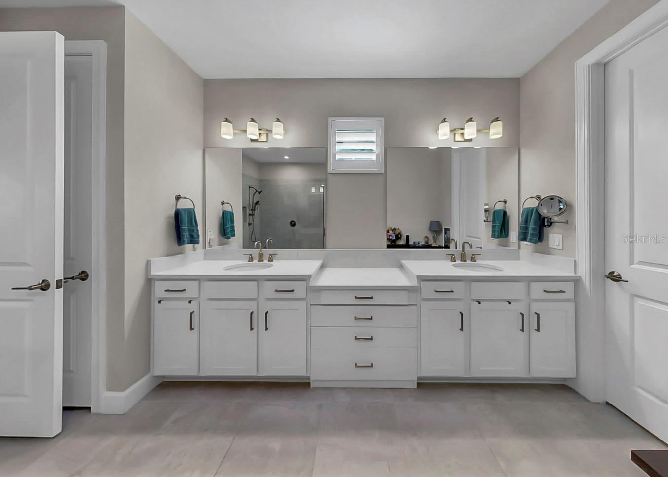 11120 DEVONBRIDGE DR