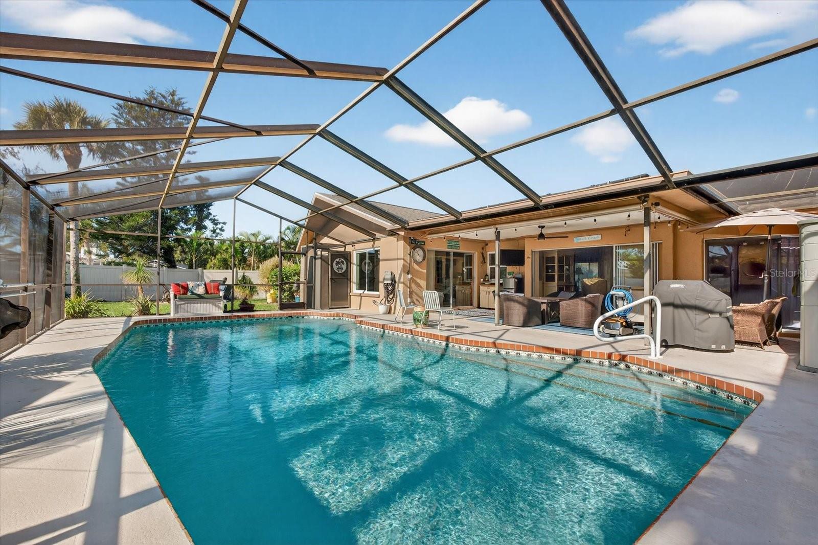 6701 16TH AVENUE DR W