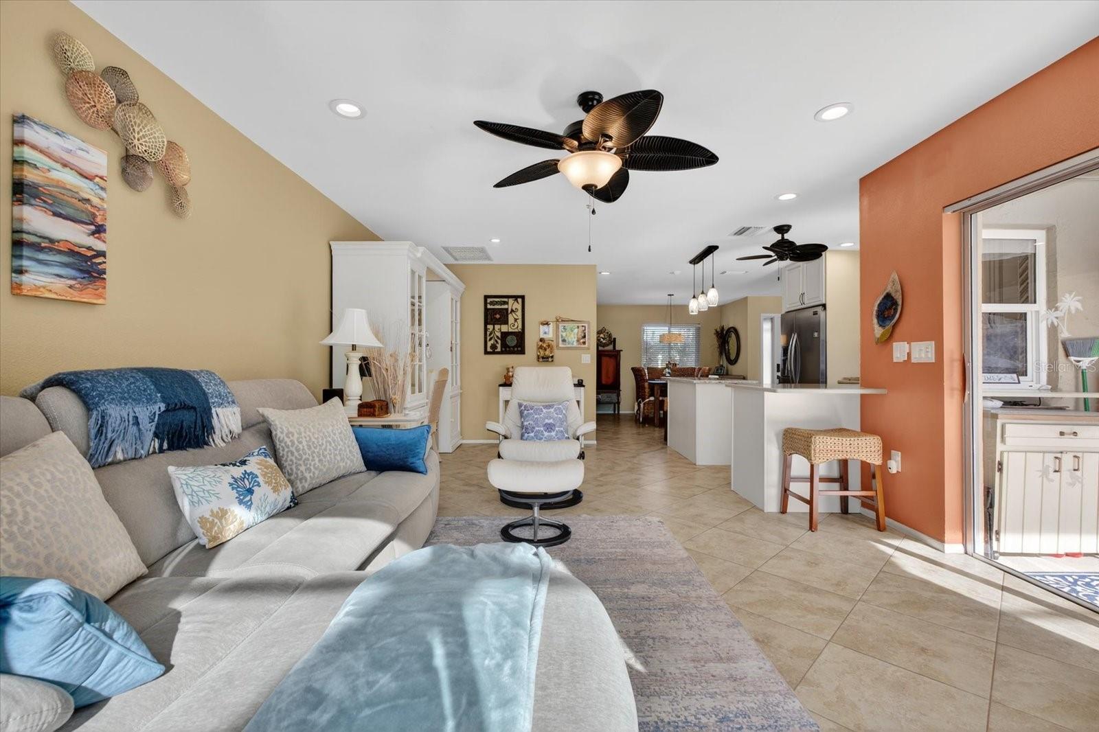 6701 16TH AVENUE DR W