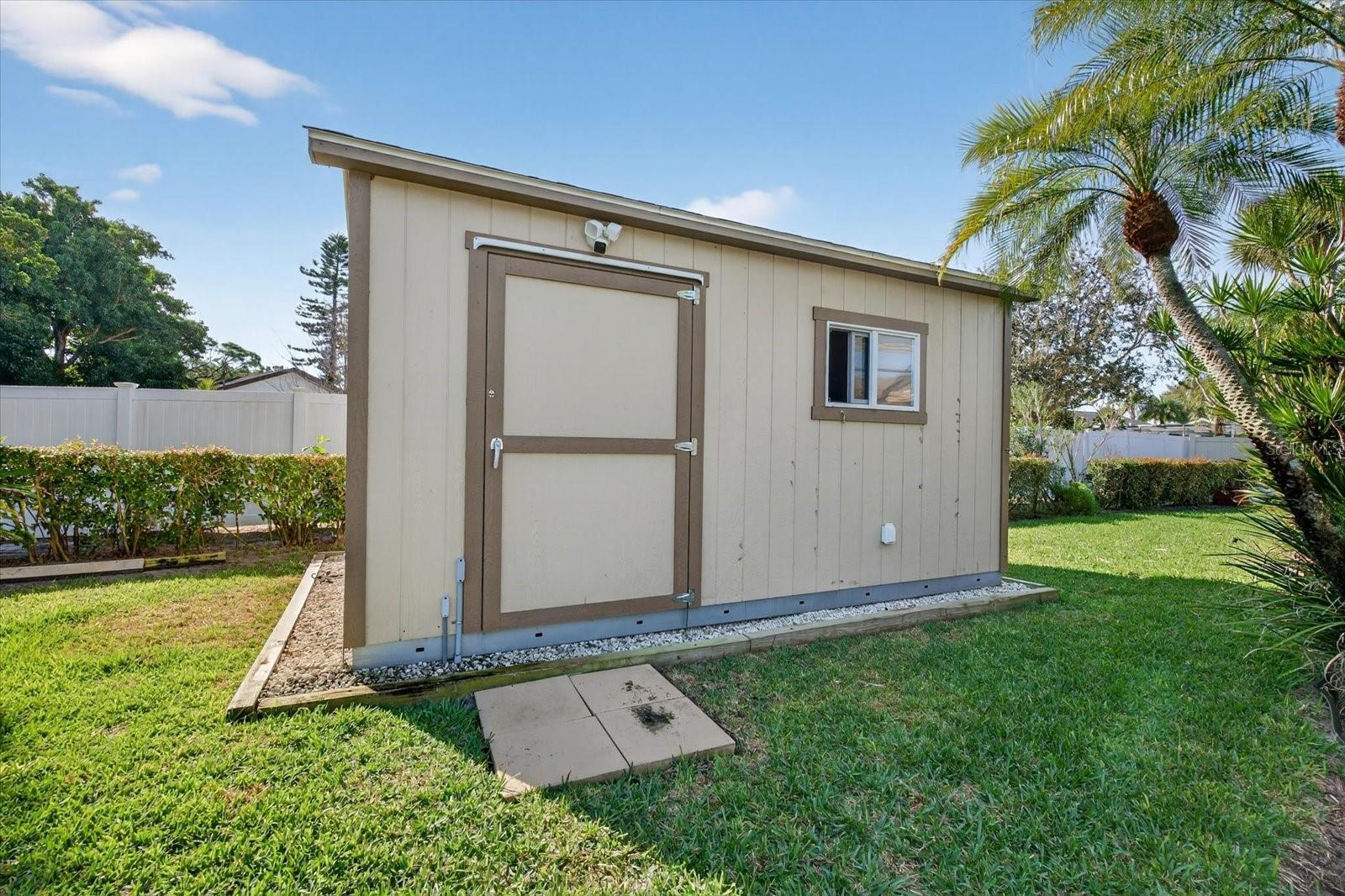 6701 16TH AVENUE DR W