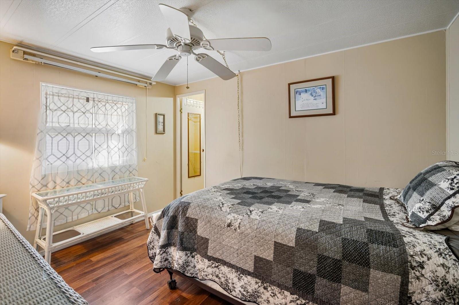 5619 BAYSHORE RD #417