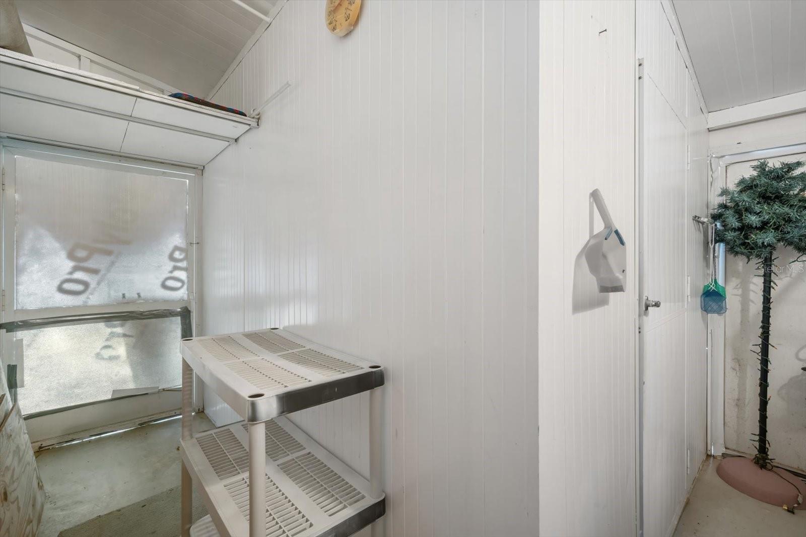 5619 BAYSHORE RD #417