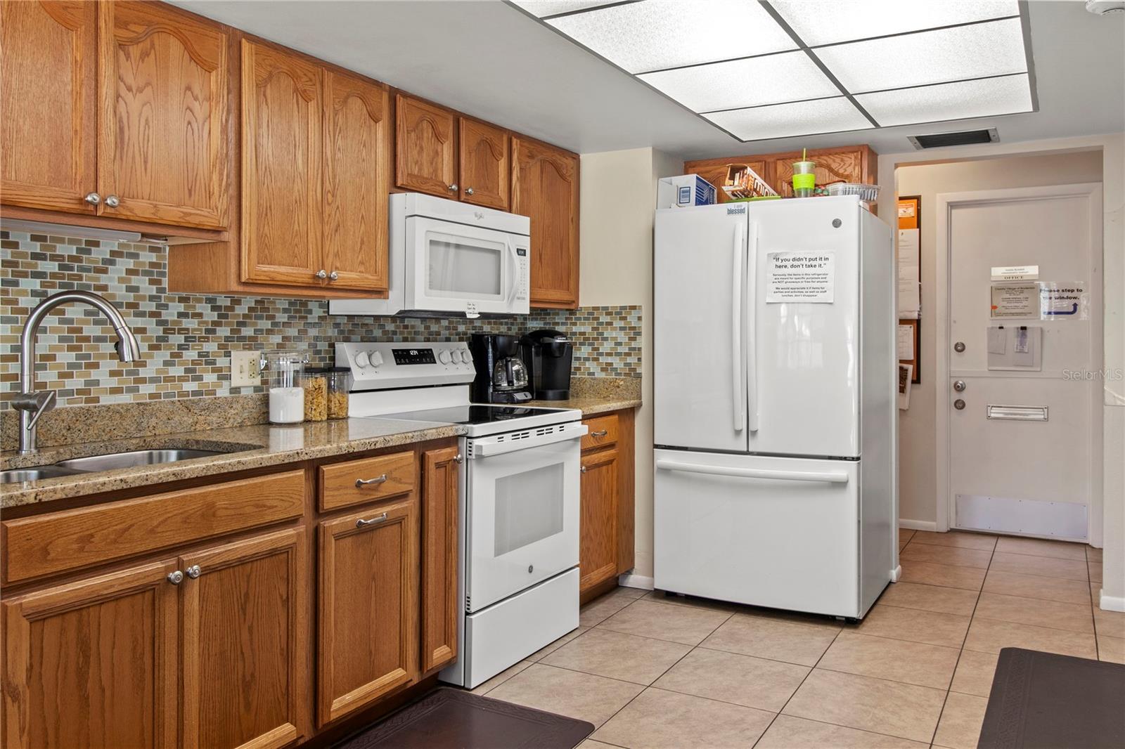 2816 72ND STREET CT W