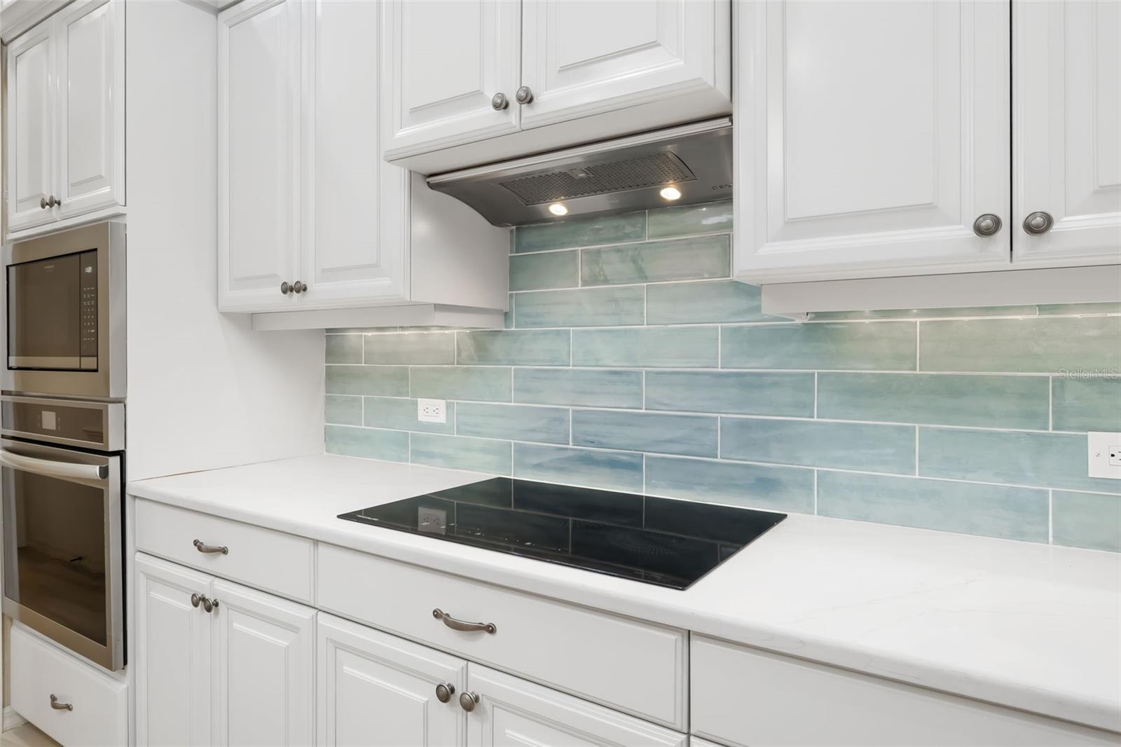 11528 SAVANNAH LAKES DR