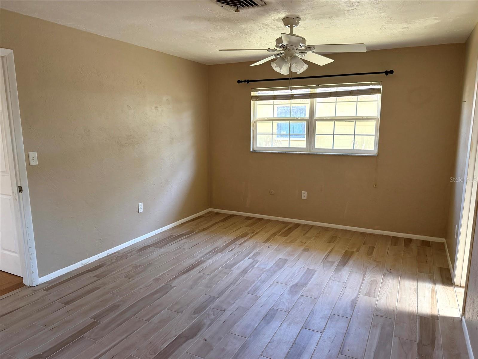 3312 SPRING MILL CIR