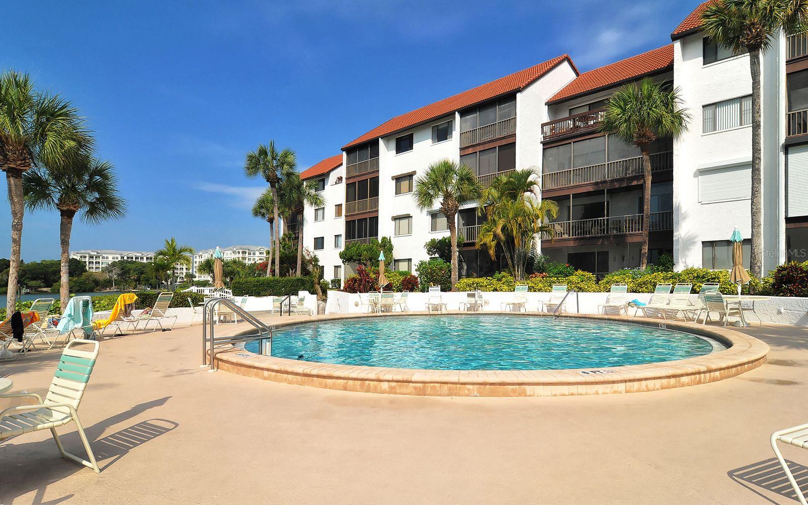 1648 STICKNEY POINT RD #1648-202