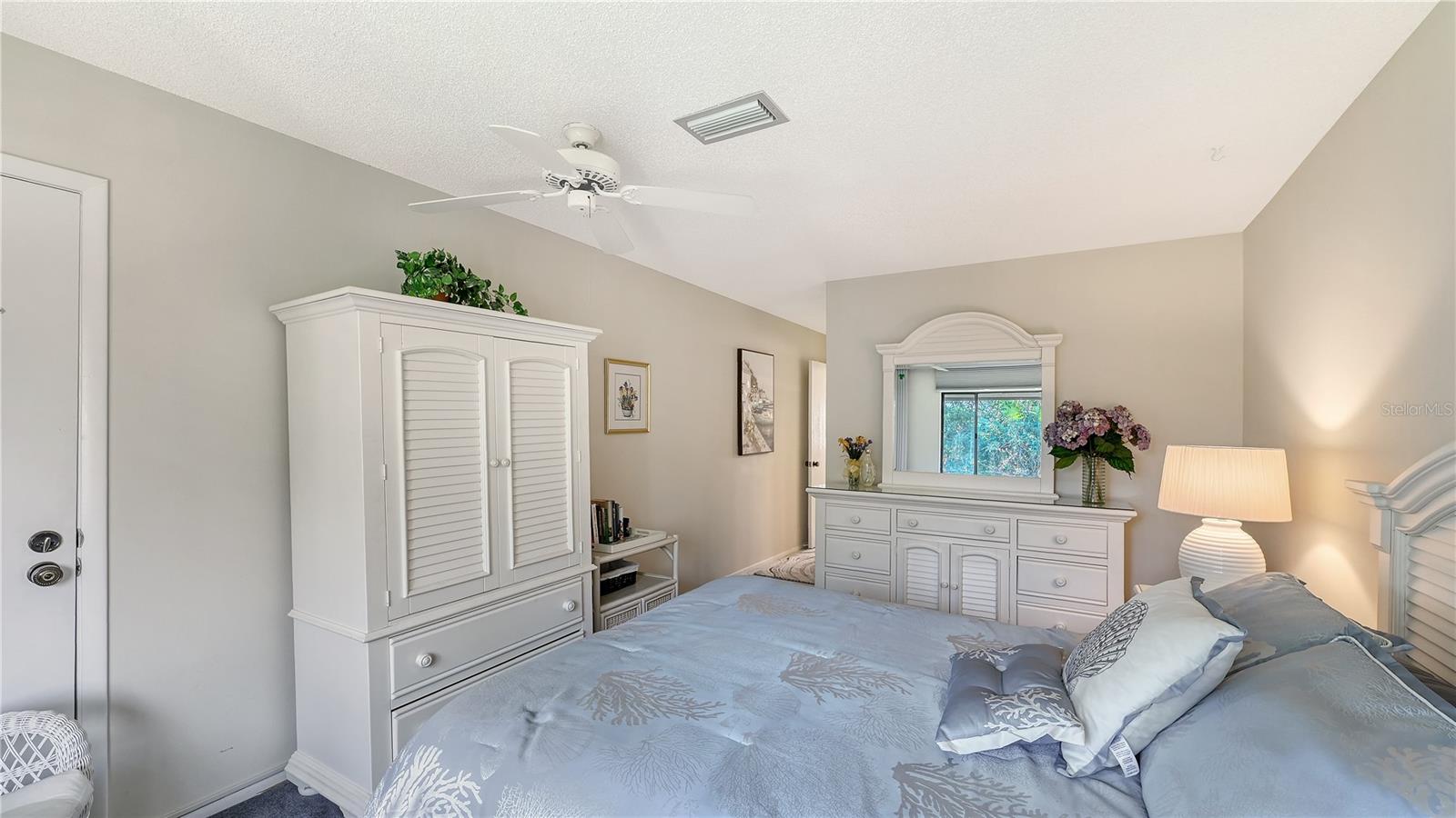 1648 STICKNEY POINT RD #1648-202