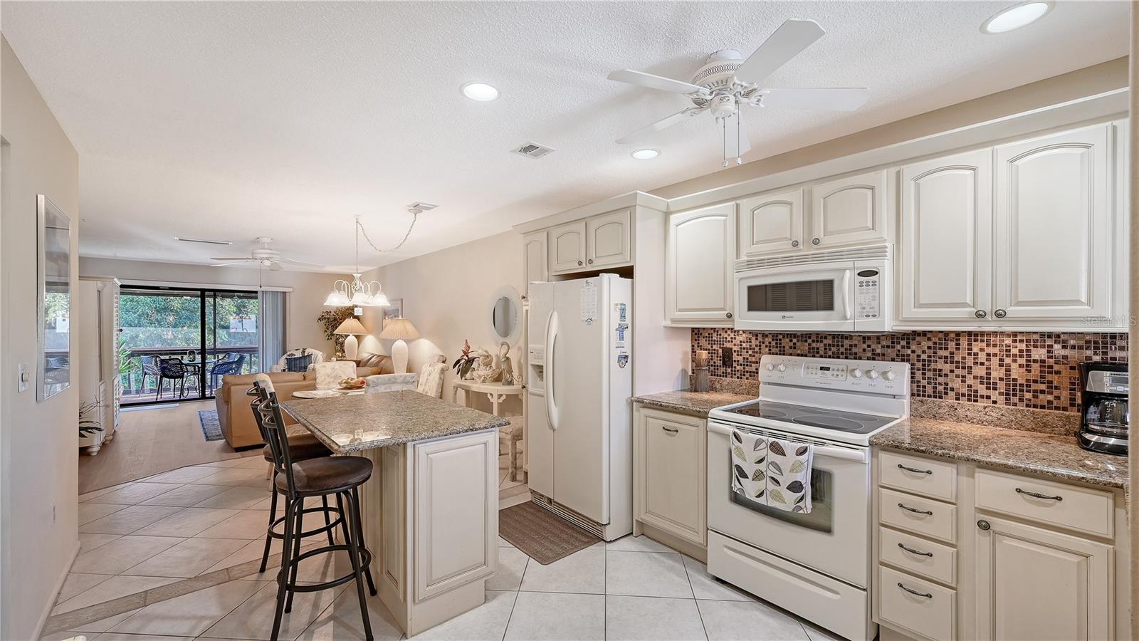 1648 STICKNEY POINT RD #1648-202