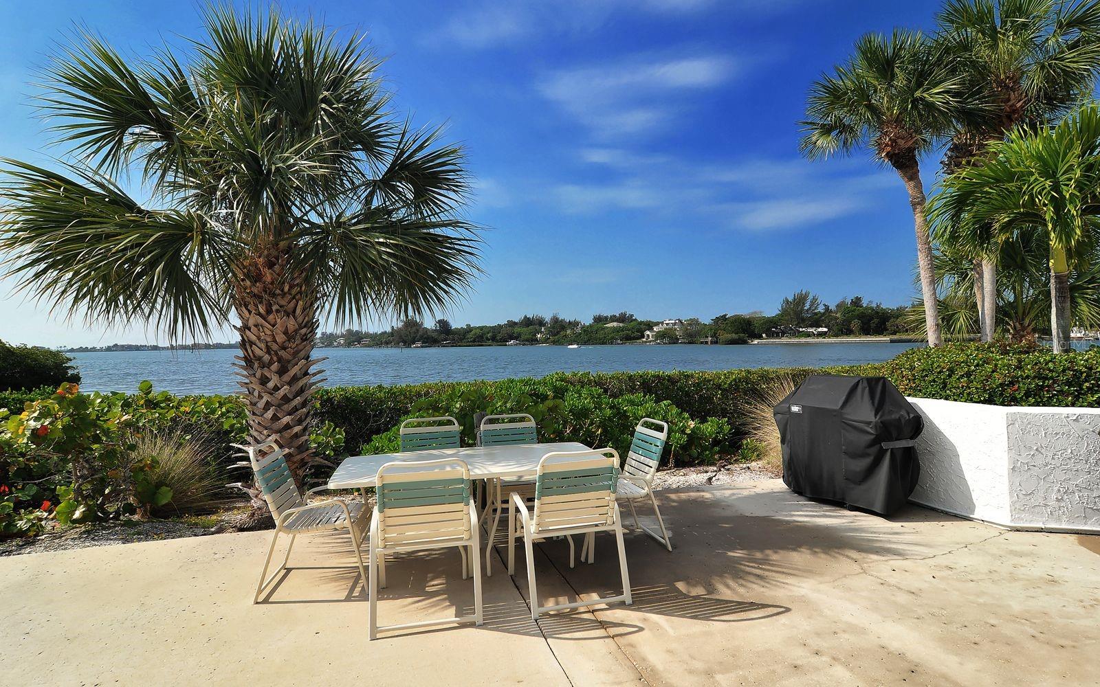 1648 STICKNEY POINT RD #1648-202