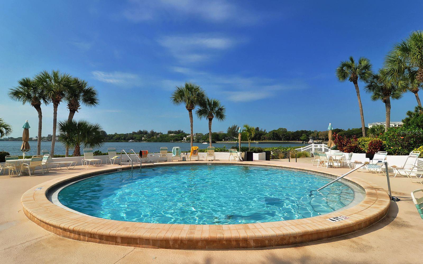 1648 STICKNEY POINT RD #1648-202