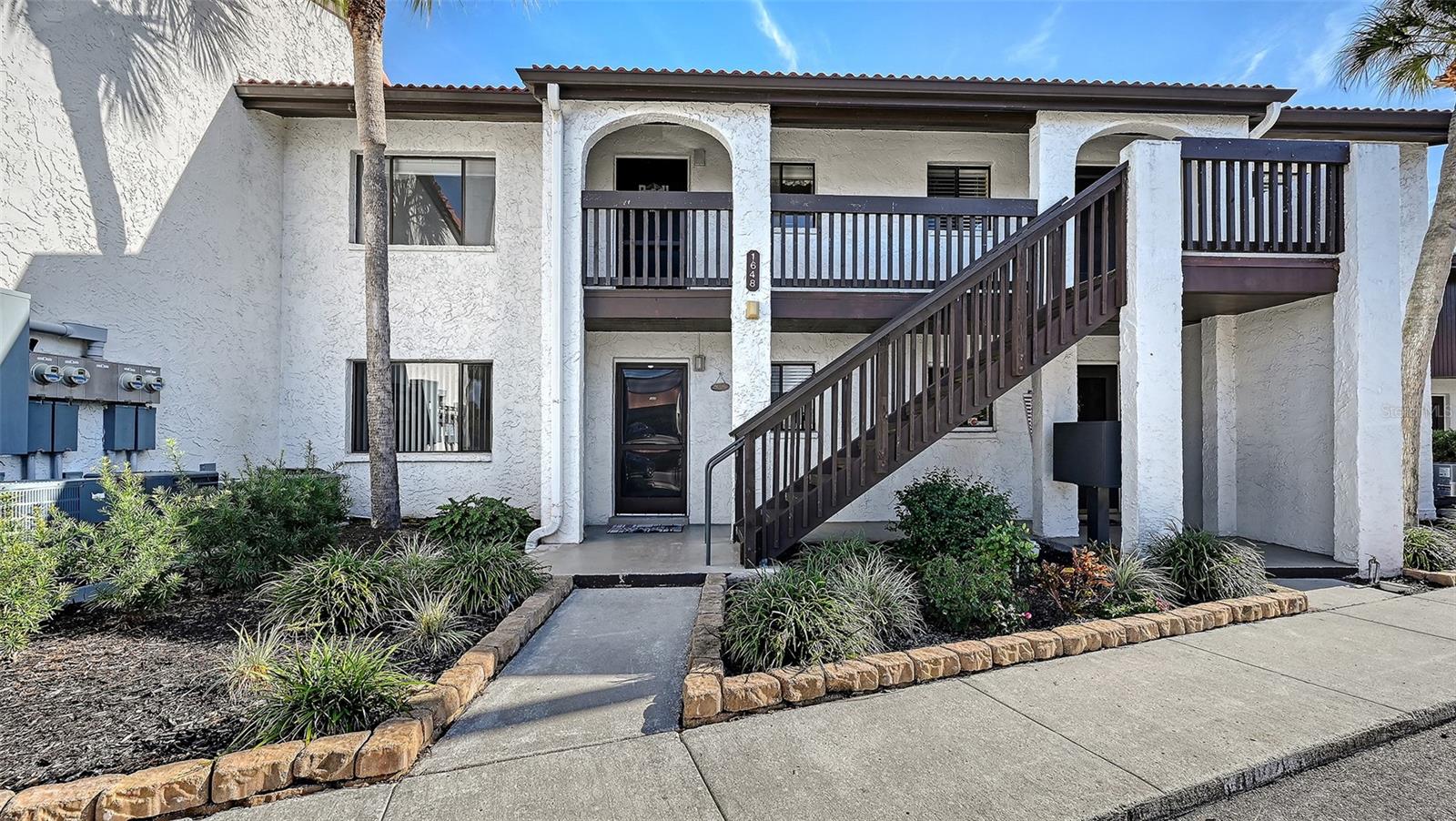 1648 STICKNEY POINT RD #1648-202