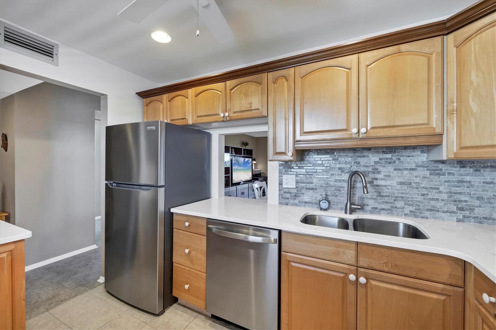 3860 IRONWOOD LN #505G