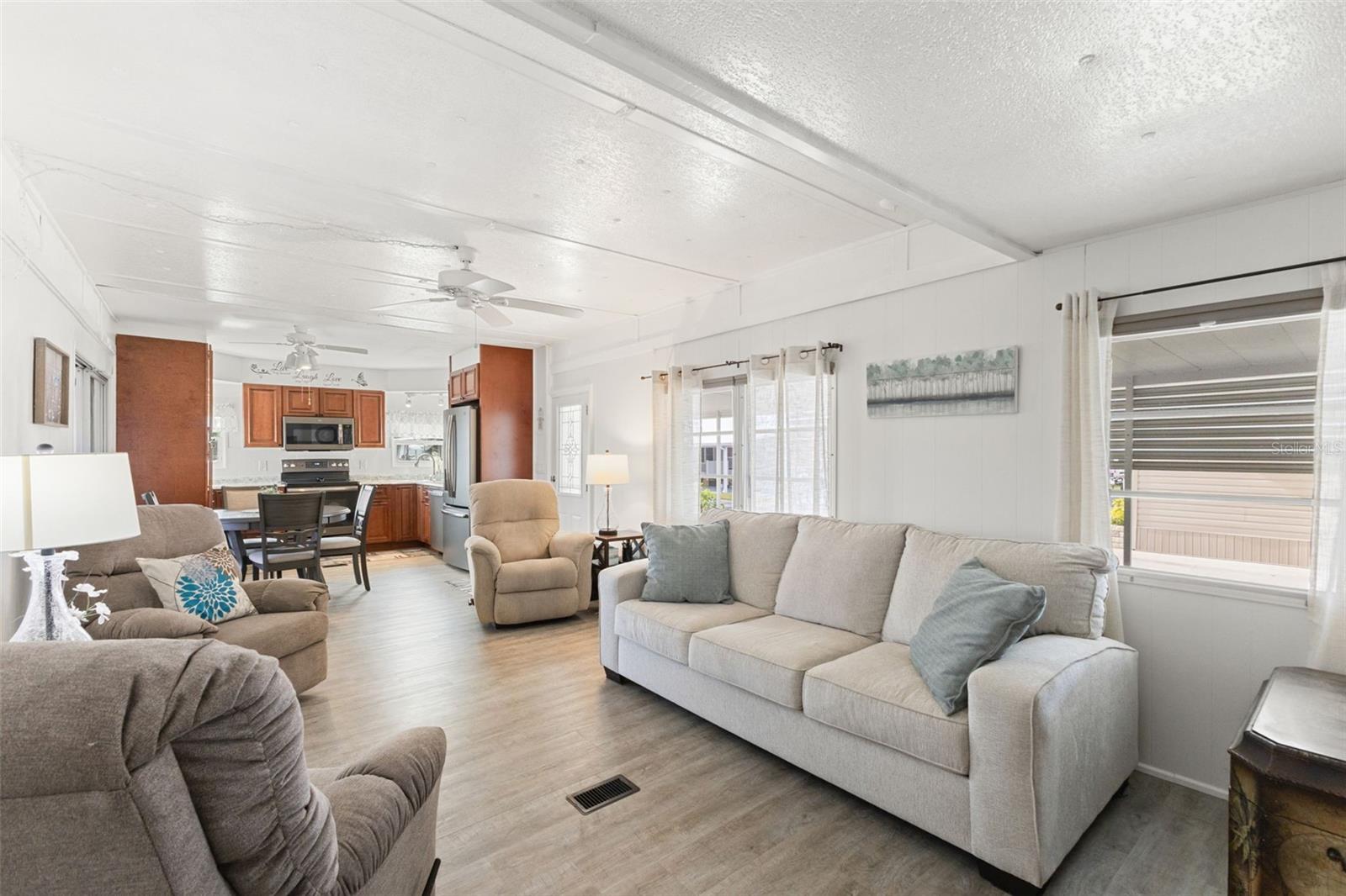 354 QUIET WAY