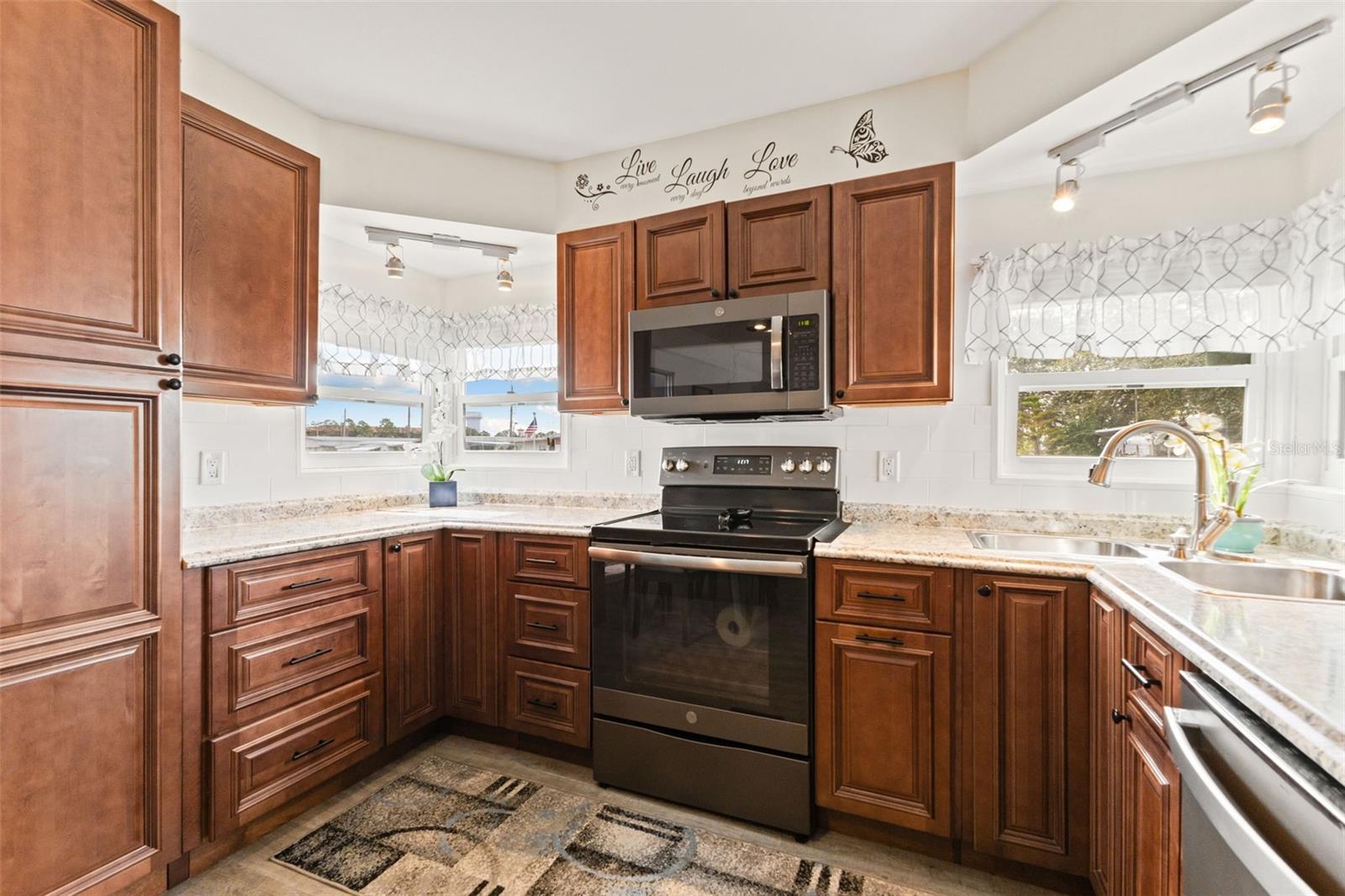 354 QUIET WAY