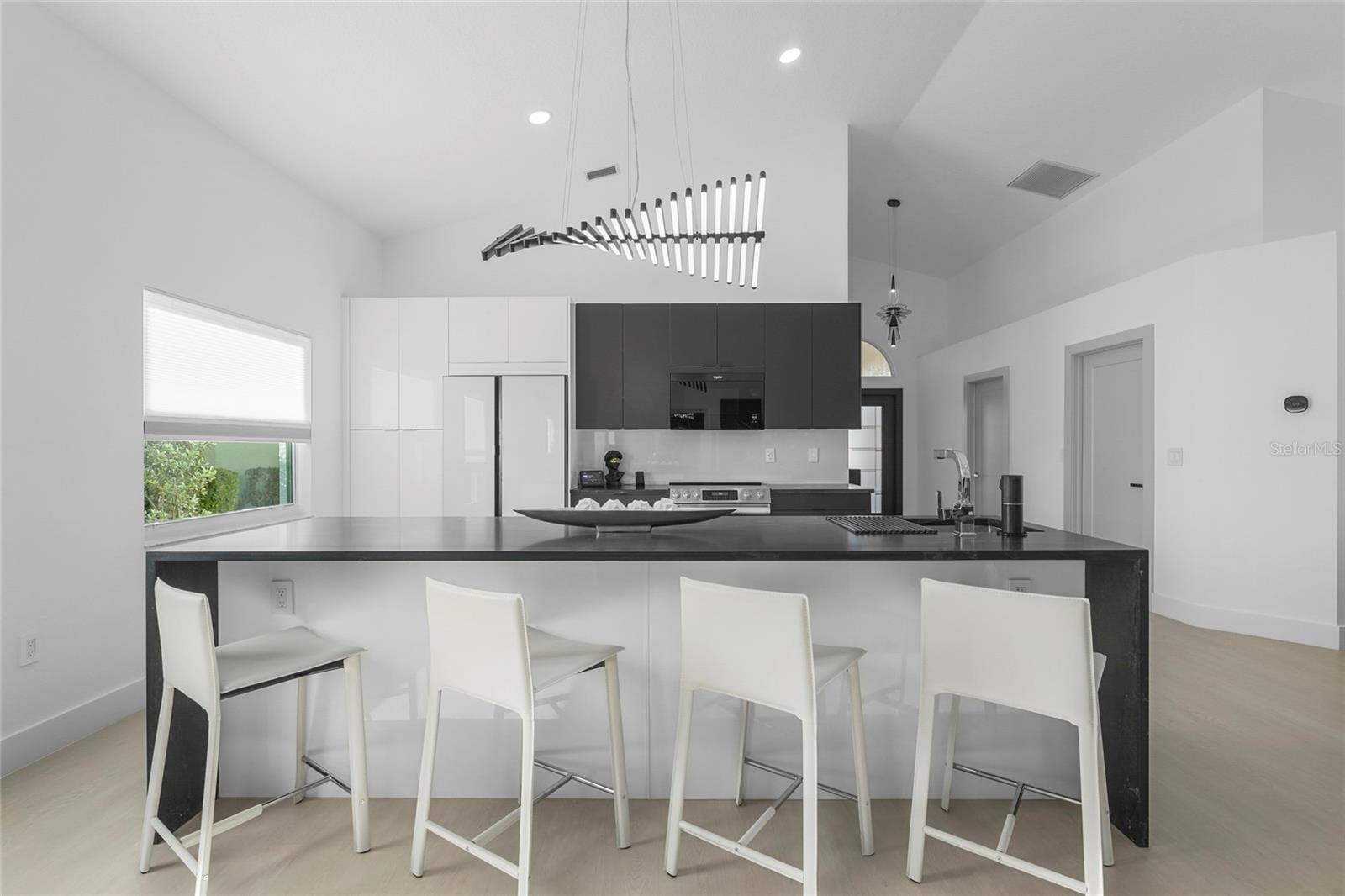 6861 SUPERIOR STREET CIR