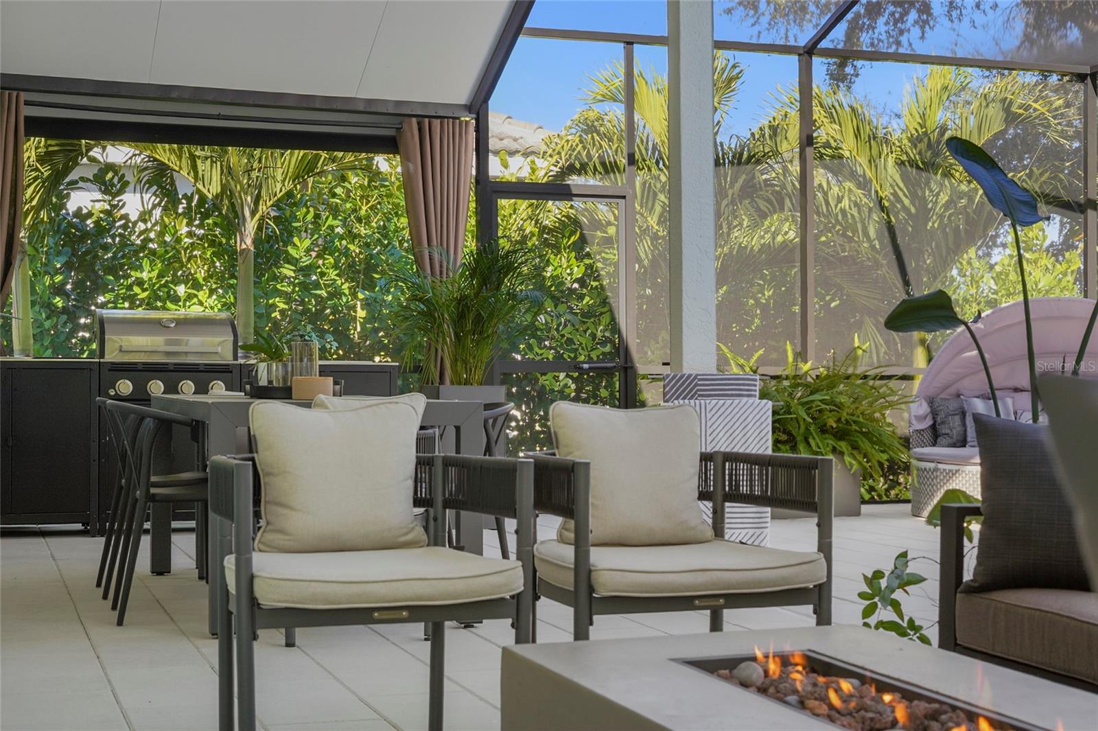 6861 SUPERIOR STREET CIR