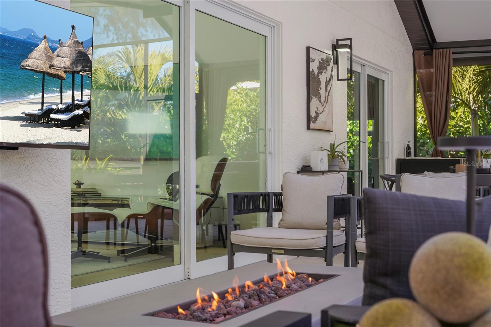 6861 SUPERIOR STREET CIR