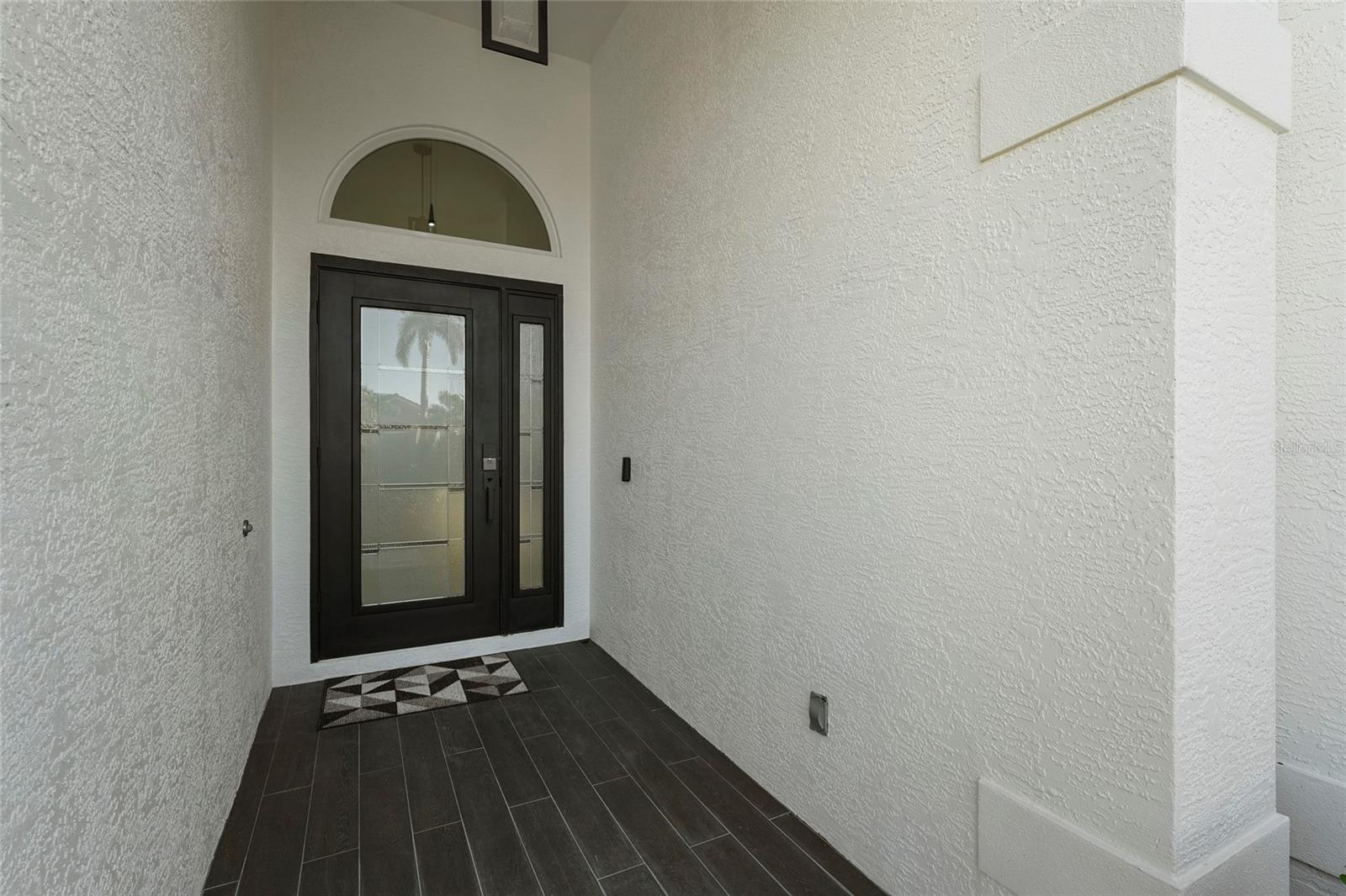 6861 SUPERIOR STREET CIR