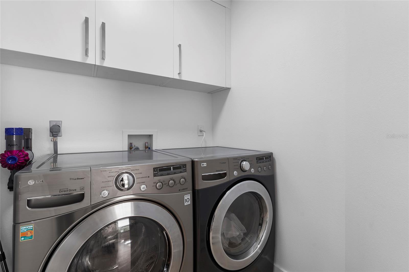 6861 SUPERIOR STREET CIR