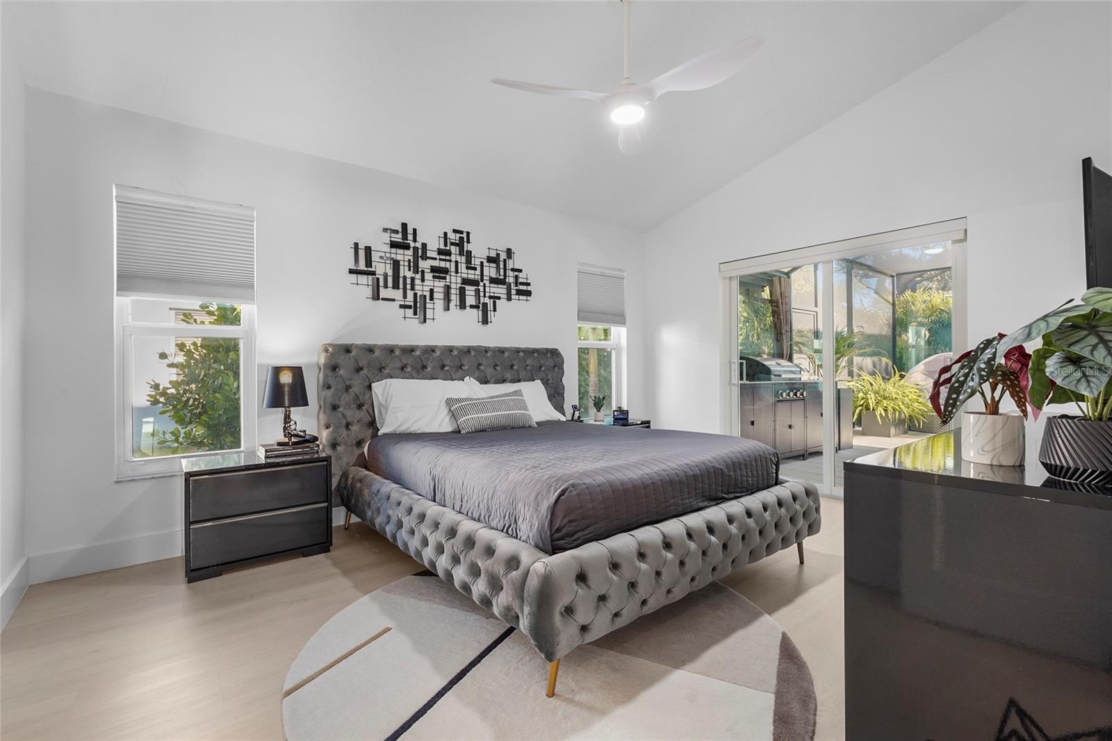 6861 SUPERIOR STREET CIR