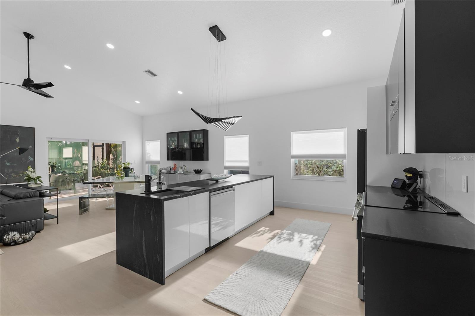 6861 SUPERIOR STREET CIR