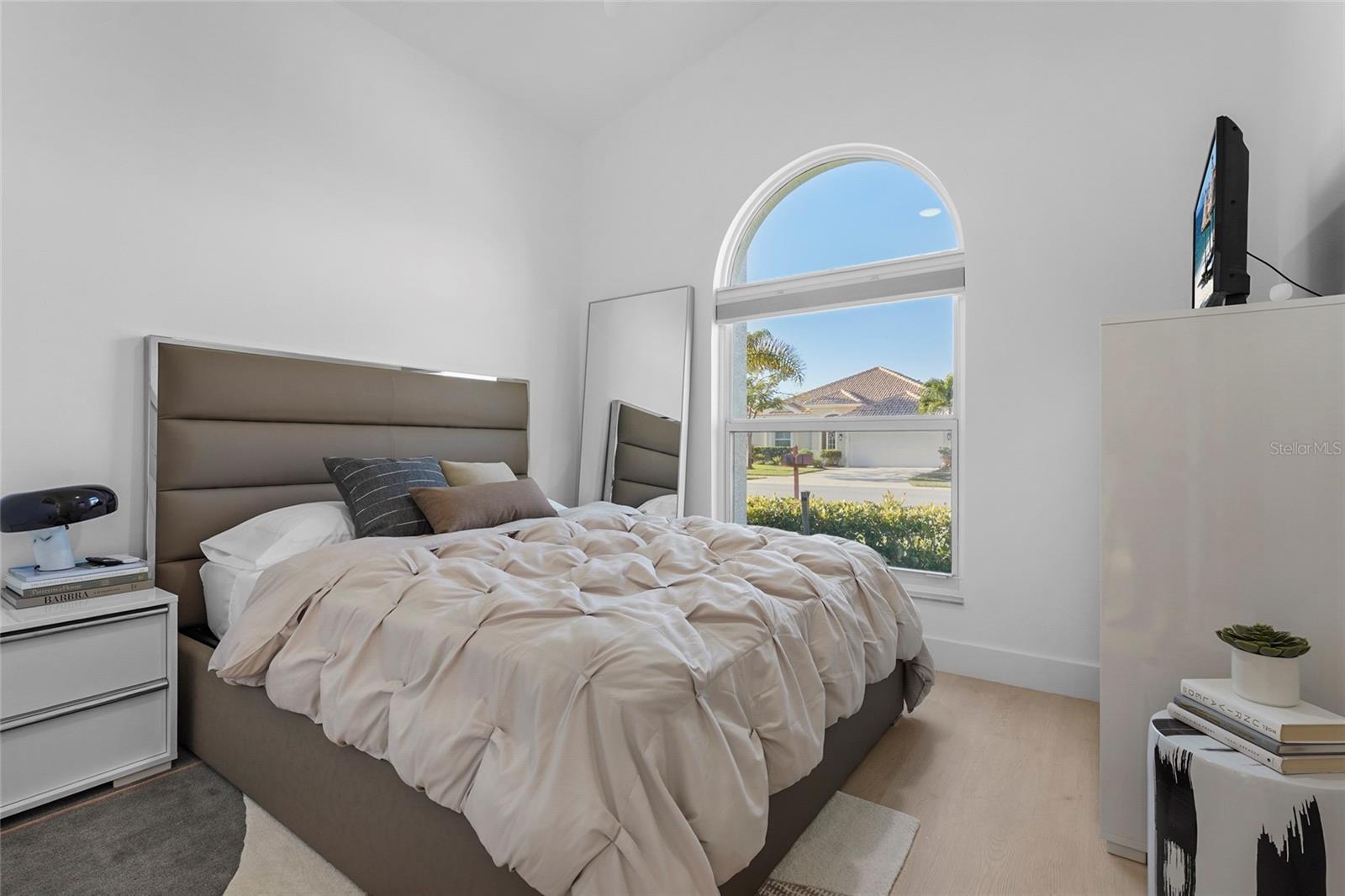 6861 SUPERIOR STREET CIR