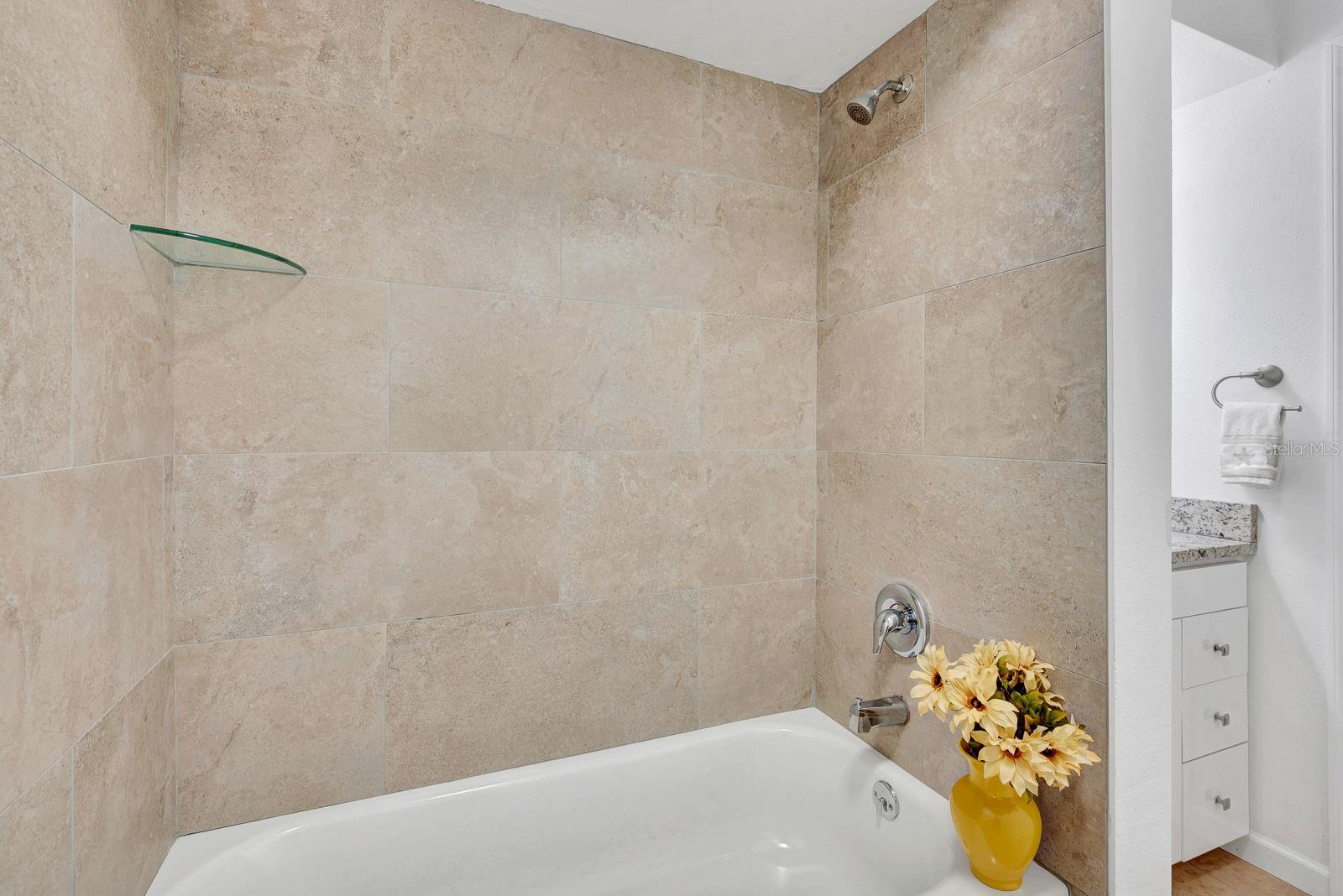 5191 CEDAR HAMMOCK LN