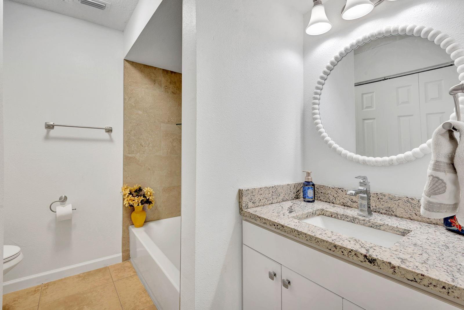 5191 CEDAR HAMMOCK LN