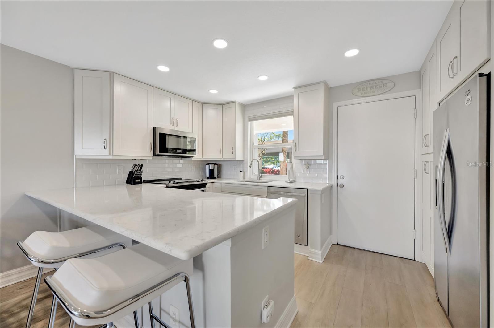 4310 FALMOUTH DR #102