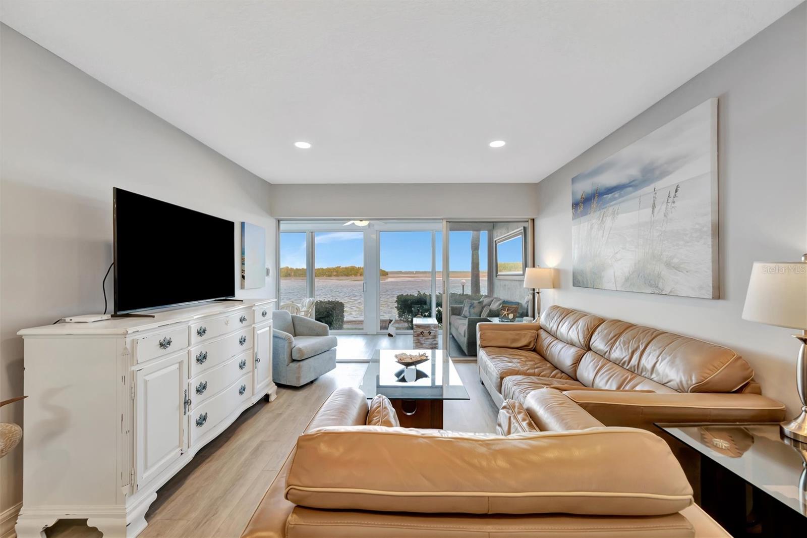 4310 FALMOUTH DR #102