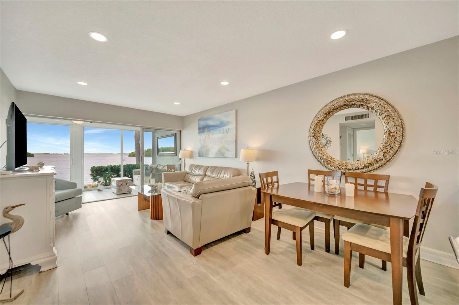 4310 FALMOUTH DR #102