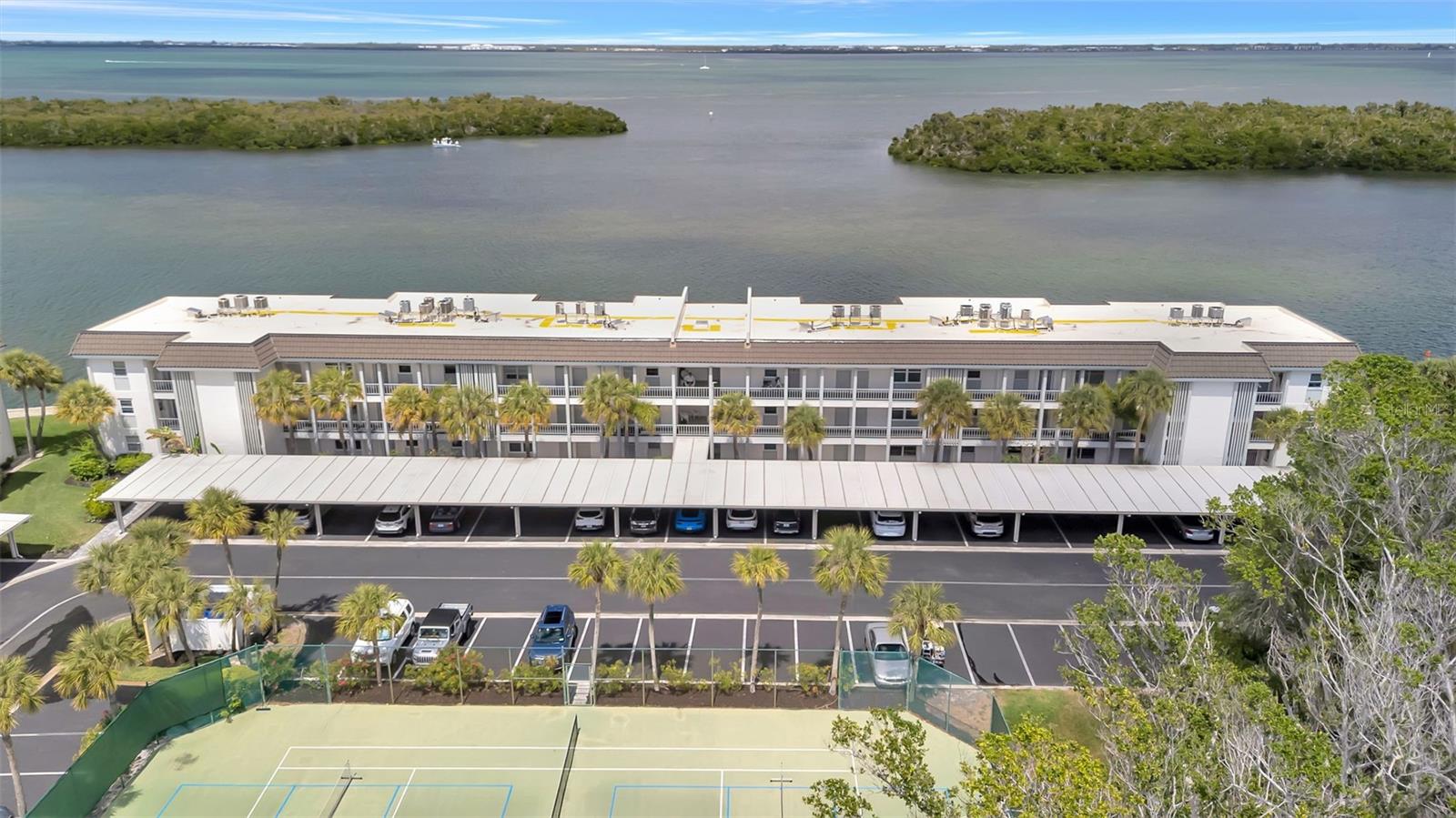 4310 FALMOUTH DR #102