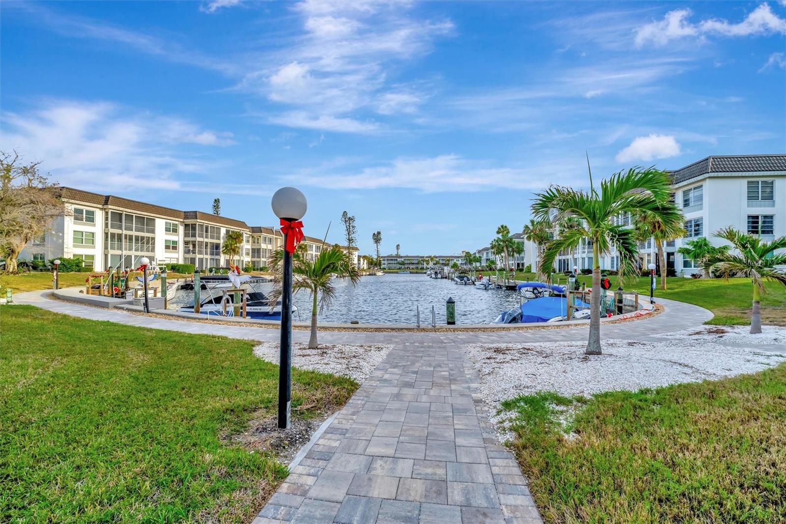 4310 FALMOUTH DR #102