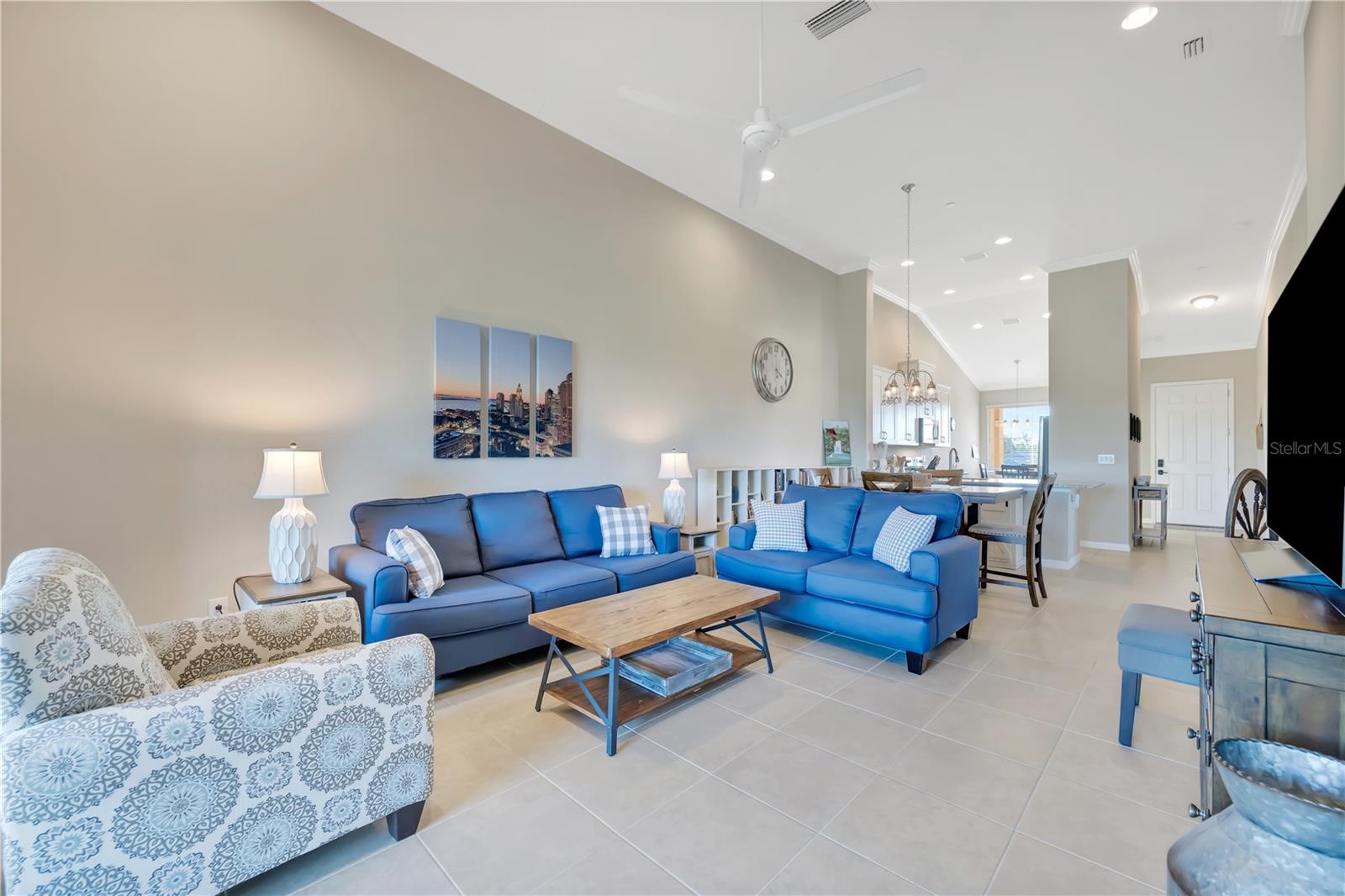 12630 SORRENTO WAY #201