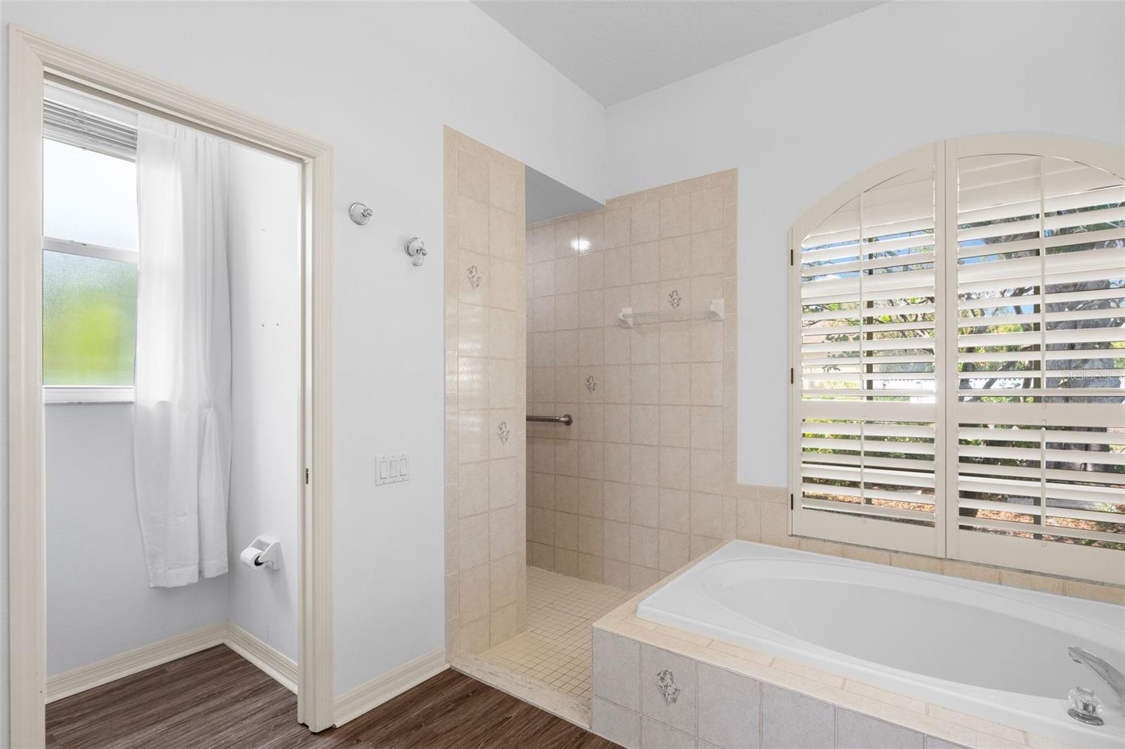 11105 28TH STREET CIR E